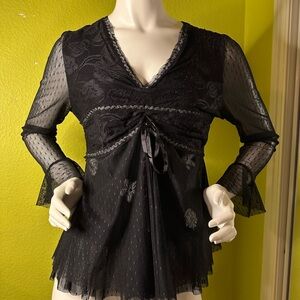 Panitti Black/White Floral Long sleeve Blouse with Sheer Sleeves